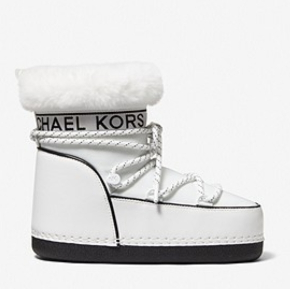 Zelda Bootie NWT By Michael Kors - Picture 1 of 3